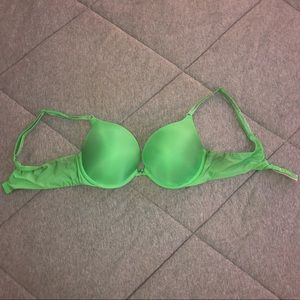 Victoria’s Secret 36C Green Push-Up Bra